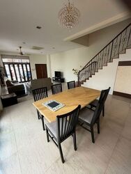 Phillips Avenue (D19), Semi-Detached #572256411